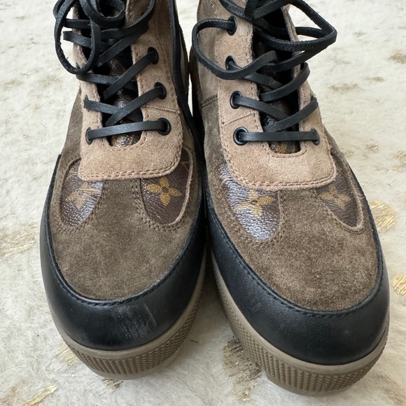 Laureate Platform Desert Boot - Picture 5 of 13